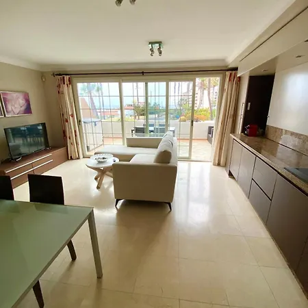 Appartement Private With Sea View, 5 Min From